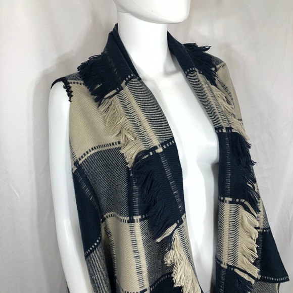 Sleeveless Plaid Hem Tassel Drape Open Front Cardigan Vest - Picture 2 of 8